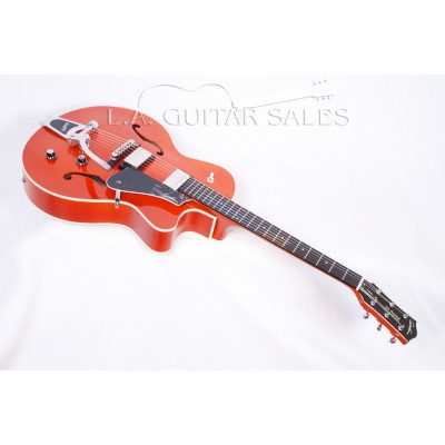 Godin 5th Avenue Uptown GT with Bigsby - Transparent Red Flame