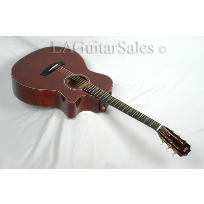 Taylor Custom 12-Fret Grand Auditorium All Mahogany With ES Electronics