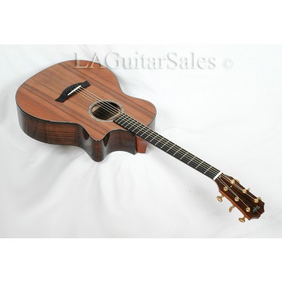 Taylor Custom 12-Fret Grand Auditorium / Macassar Ebony / Sinker 