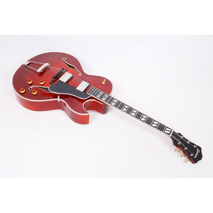 Eastman AR372CE Classic 16" Archtop with Florentine Cutaway and Dual Humbuckers - Contact us for ETA