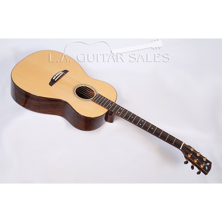 Goodall Brazilian "Parlor" 00 Size 14-Fret Brazilian Adirondack