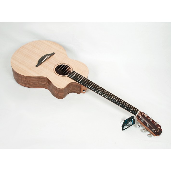 Sheeran by Lowden S-04 Figured Walnut Sitka Spruce LR Baggs Element VTC Electronics #934