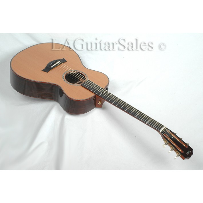 Taylor Custom GC Grand Concert Rosewood / Cedar With ES