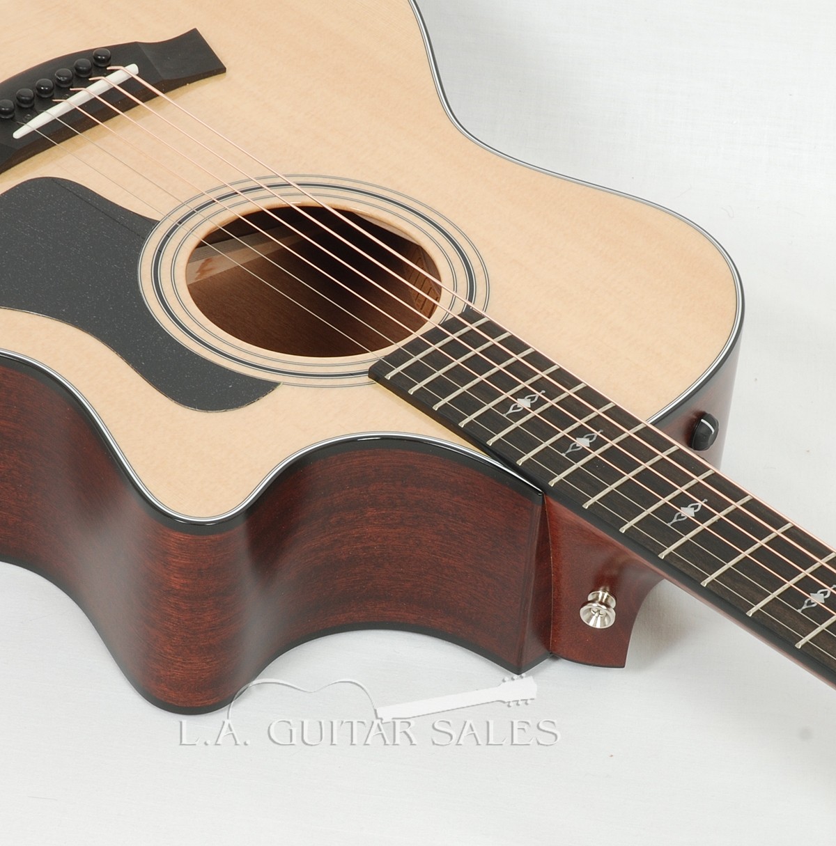 Taylor 314ce V-Class Sapele / Sitka Spruce Grand Auditorium (GA) with ES2  Electronic - #60004