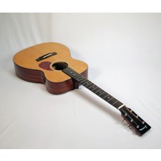 Eastman E1OM Deluxe Sapele Thermo-Cured Sitka Orchestra Model with Electronics #16957