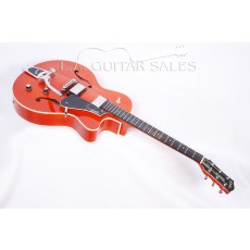 Godin 5th Avenue Uptown GT with Bigsby - Transparent Red Flame