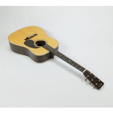 Martin D-28 Rosewood Spruce Dreadnought With Case #79509