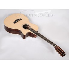 Taylor 12-Fret Rosewood Spruce Cutaway with ES - 2012 Model